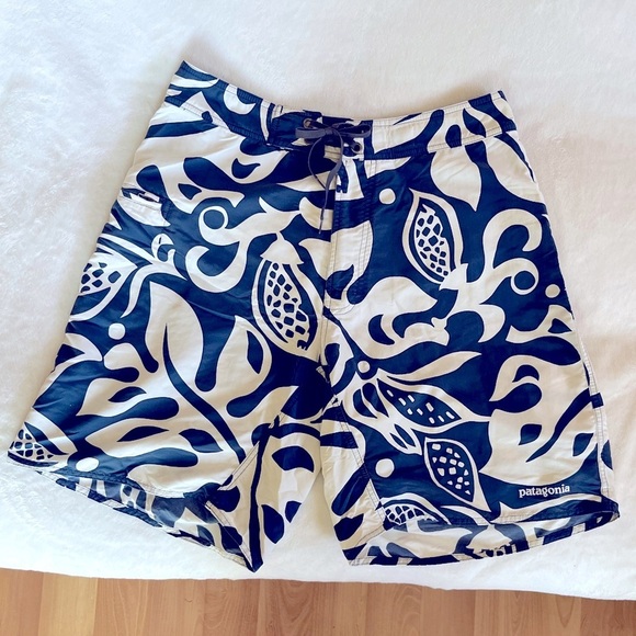 Patagonia WaveFarer Vintage Board Shorts Men’s 33 Blue White - Picture 3 of 12